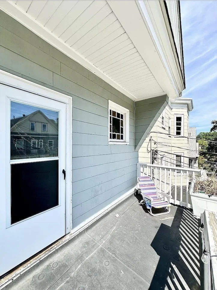 3 bed, 1 bath apartment for rent at 17 Dow St Unit 2, Teele Square — photo 14 of 18