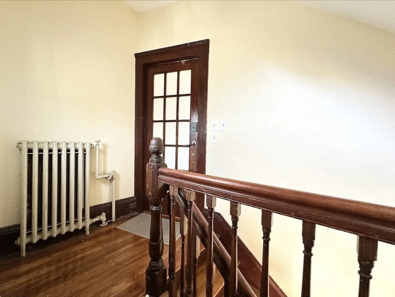 3 bed, 1 bath apartment for rent at 17 Dow St Unit 2, Teele Square — photo 12 of 18
