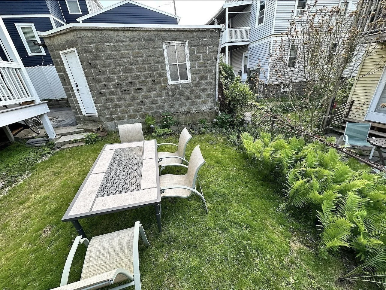 3 bed, 1 bath apartment for rent at 17 Dow St Unit 2, Teele Square — photo 15 of 18