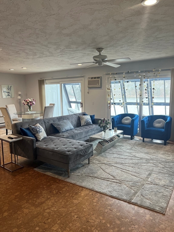 2 bed, 2 bath apartment for rent at 17 Eaglehead Ter Unit 4, Shrewsbury — photo 6 of 21