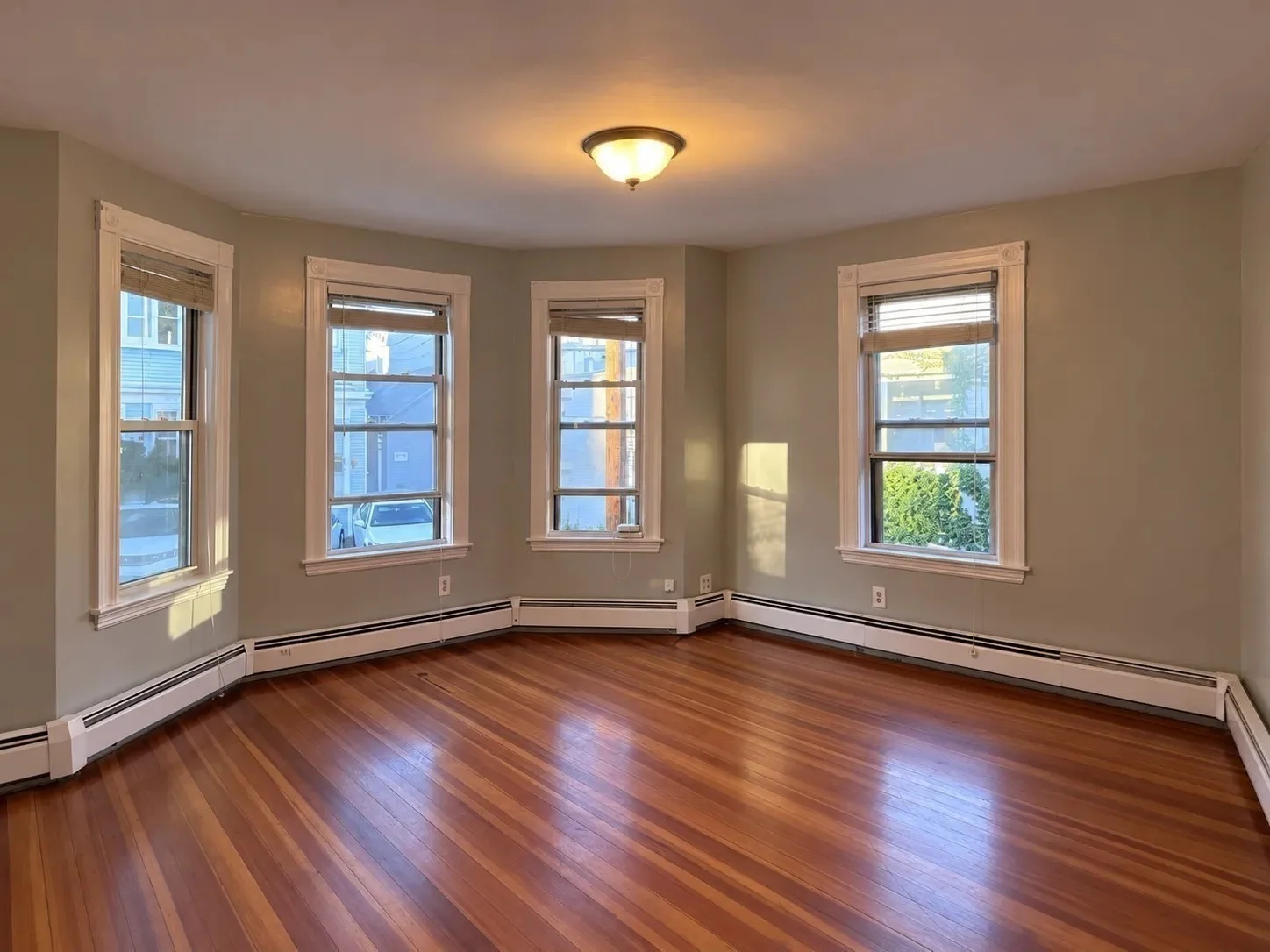 3 bed, 2 bath apartment for rent at 17 East Milton Rd , Unit 1, Brookline — photo 7 of 17