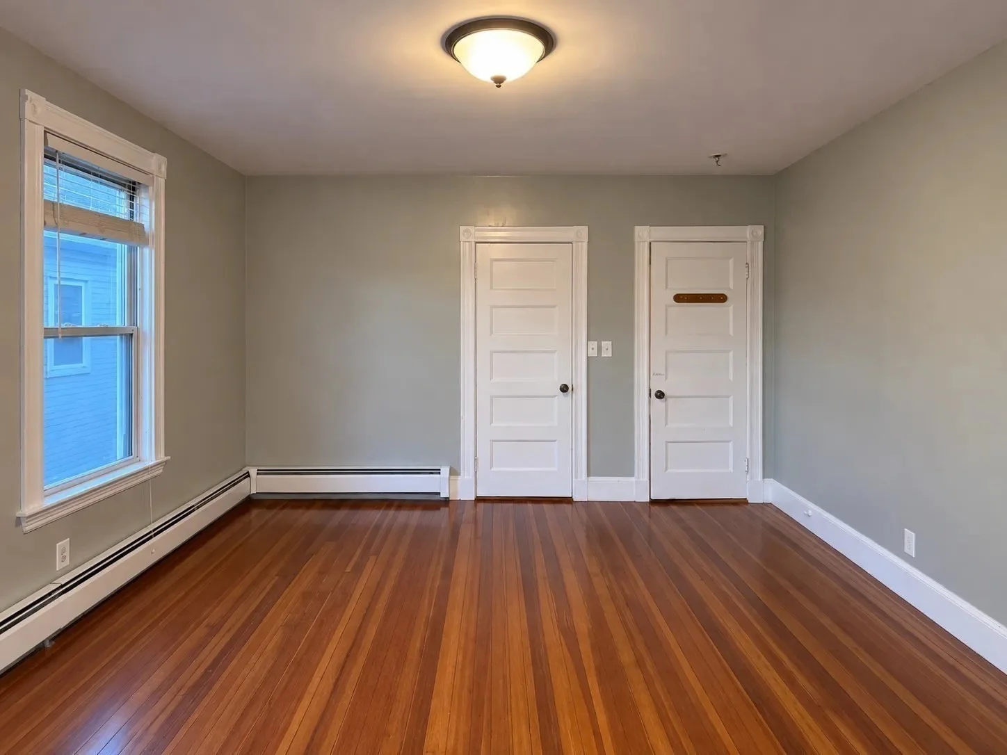 3 bed, 2 bath apartment for rent at 17 East Milton Rd , Unit 1, Brookline — photo 9 of 17