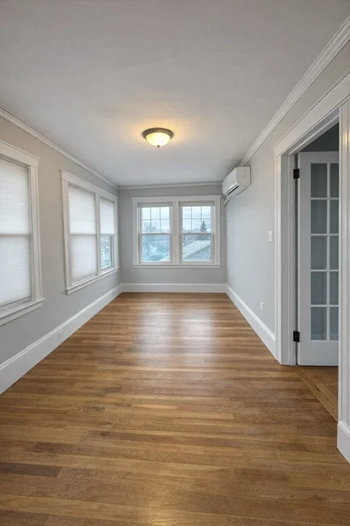 4 bed, 2 bath apartment for rent at 17 Edgecliff Unit 2, Watertown — photo 10 of 20