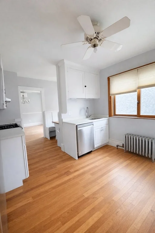 4 bed, 2 bath apartment for rent at 17 Edgecliff Unit 2, Watertown — photo 13 of 20