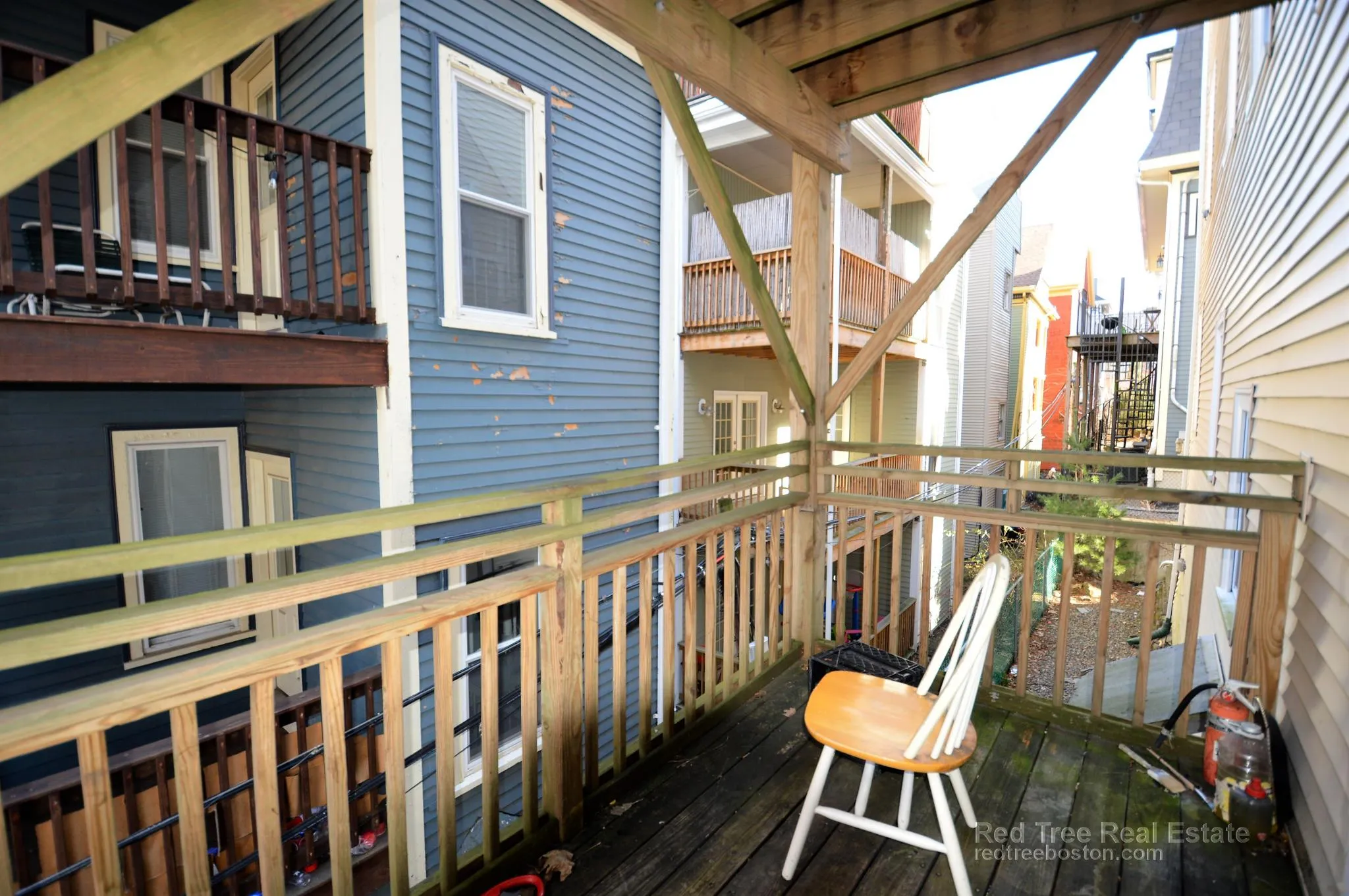3 bed, 1 bath apartment for rent at 17 Eldora St Unit 1, Mission Hill — photo 8 of 14