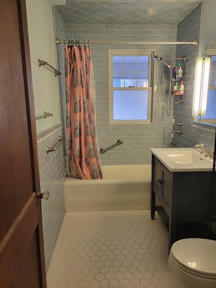 3 bed, 1.5 bath apartment for rent at 17 Elmira St Unit 1, Brighton — photo 7 of 13