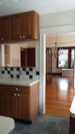 3 bed, 1 bath apartment for rent at 17 Elmira St Unit A, Brighton — photo 8 of 18