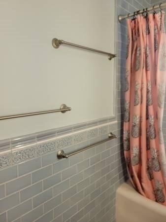 3 bed, 1 bath apartment for rent at 17 Elmira St Unit A, Brighton — photo 17 of 18