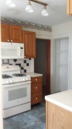3 bed, 1 bath apartment for rent at 17 Elmira St Unit A, Brighton — photo 9 of 18