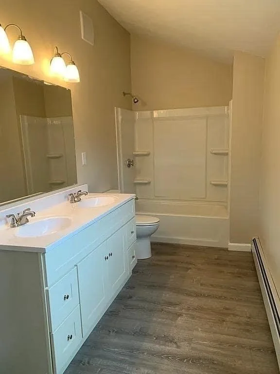 3 bed, 2 bath apartment for rent at 17 Emerald Unit 17, East Bridgewater — photo 4 of 12