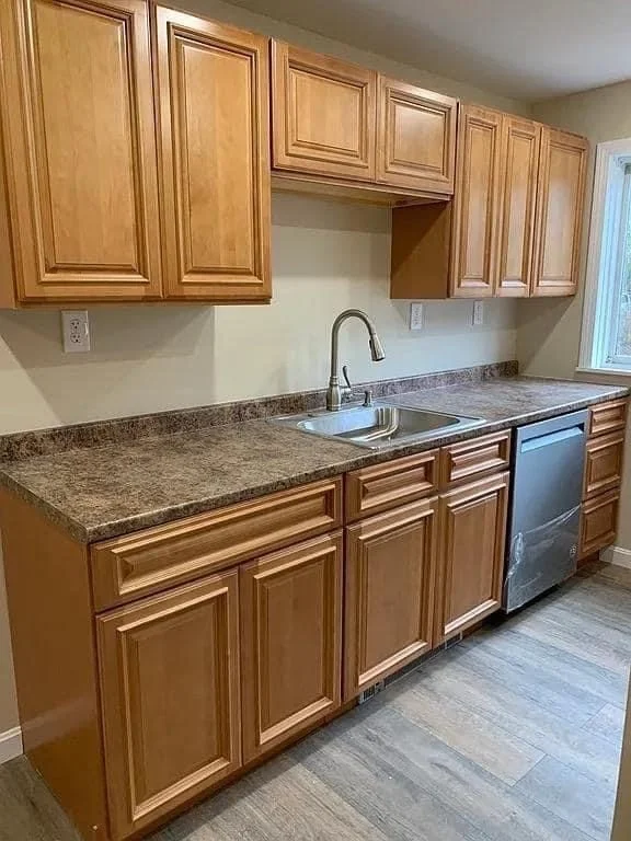 3 bed, 2 bath apartment for rent at 17 Emerald Unit 17, East Bridgewater — photo 3 of 12