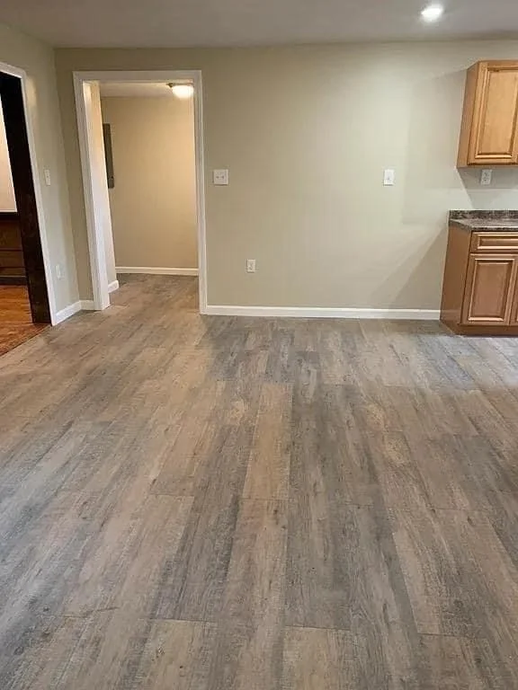 3 bed, 2 bath apartment for rent at 17 Emerald Unit 17, East Bridgewater — photo 5 of 12