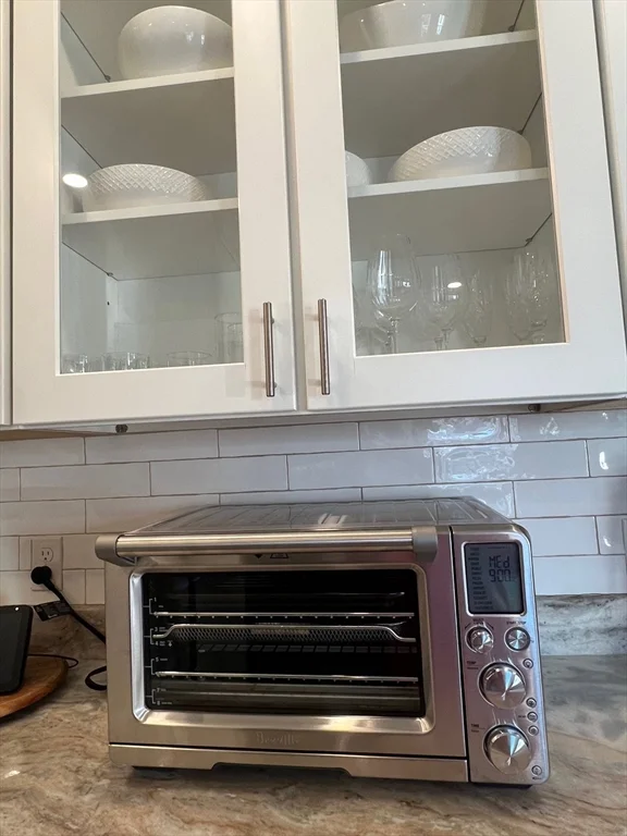 2 bed, 2 bath apartment for rent at 17 Emerson St Unit 2, Wakefield — photo 5 of 26