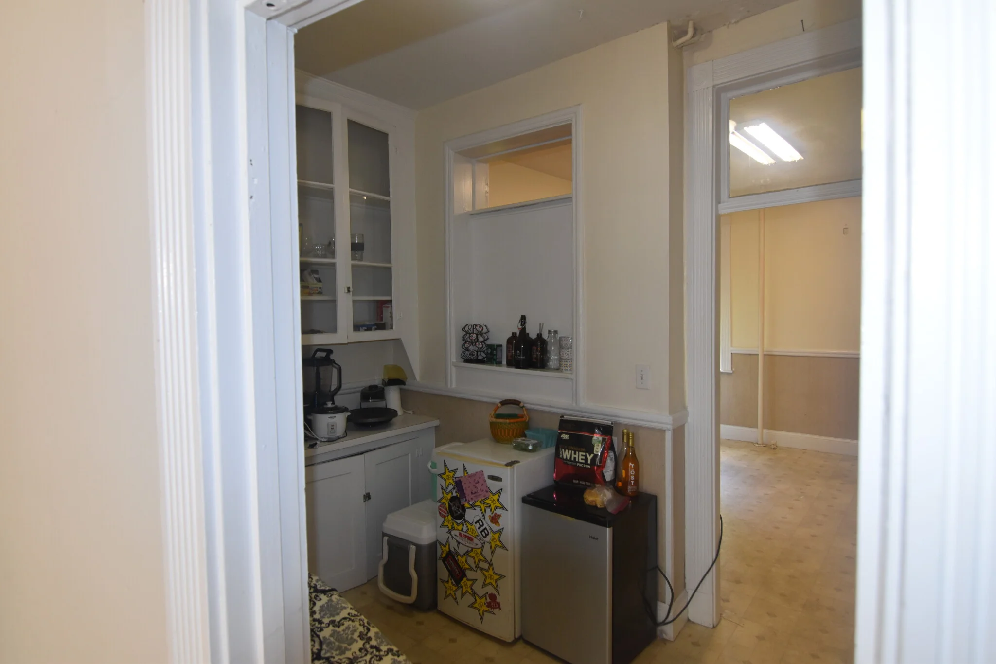 5 bed, 2 bath apartment for rent at 17 Englewood Ave Unit 1, Beaconsfield — photo 11 of 24