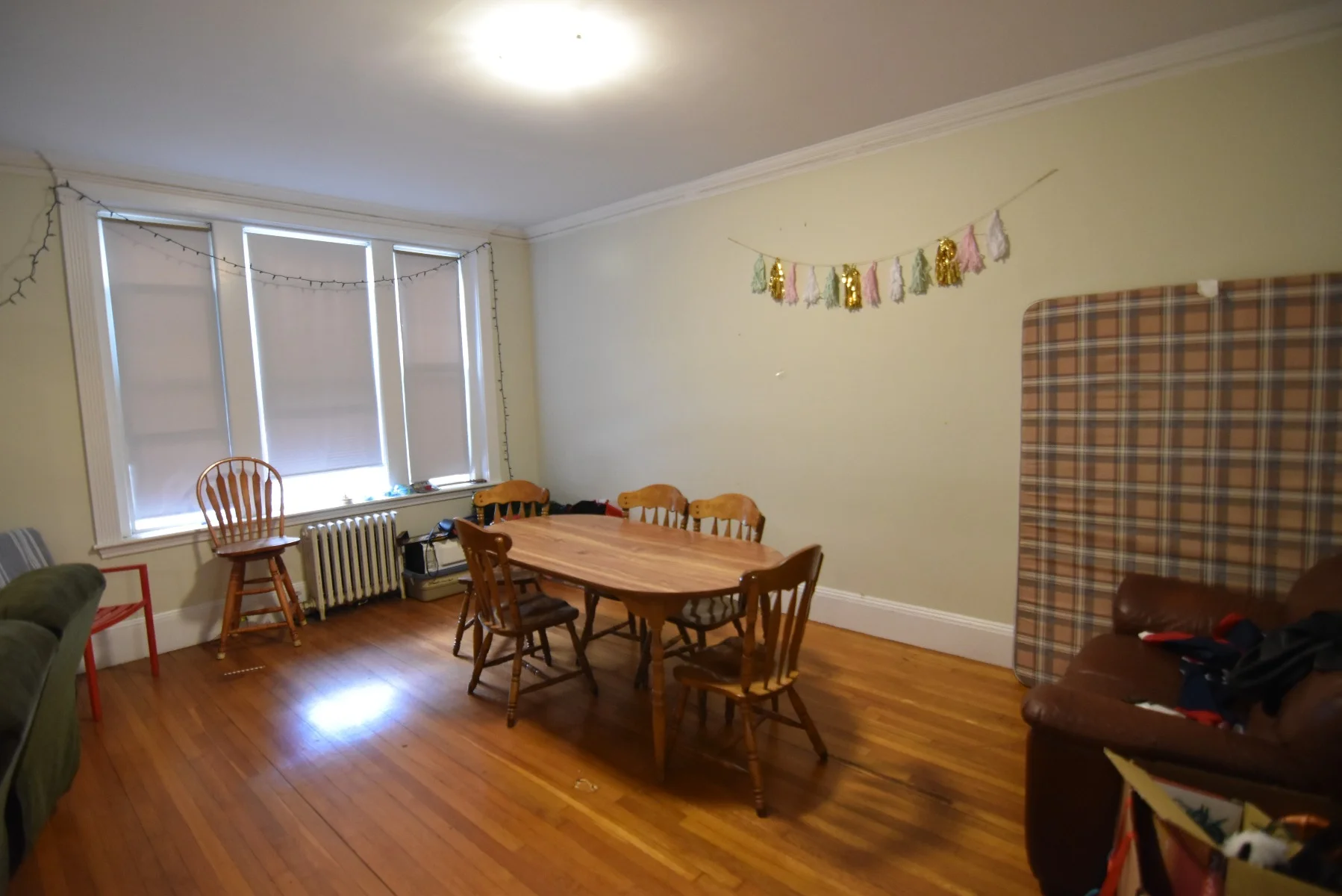 5 bed, 2 bath apartment for rent at 17 Englewood Ave Unit 1, Beaconsfield — photo 14 of 24