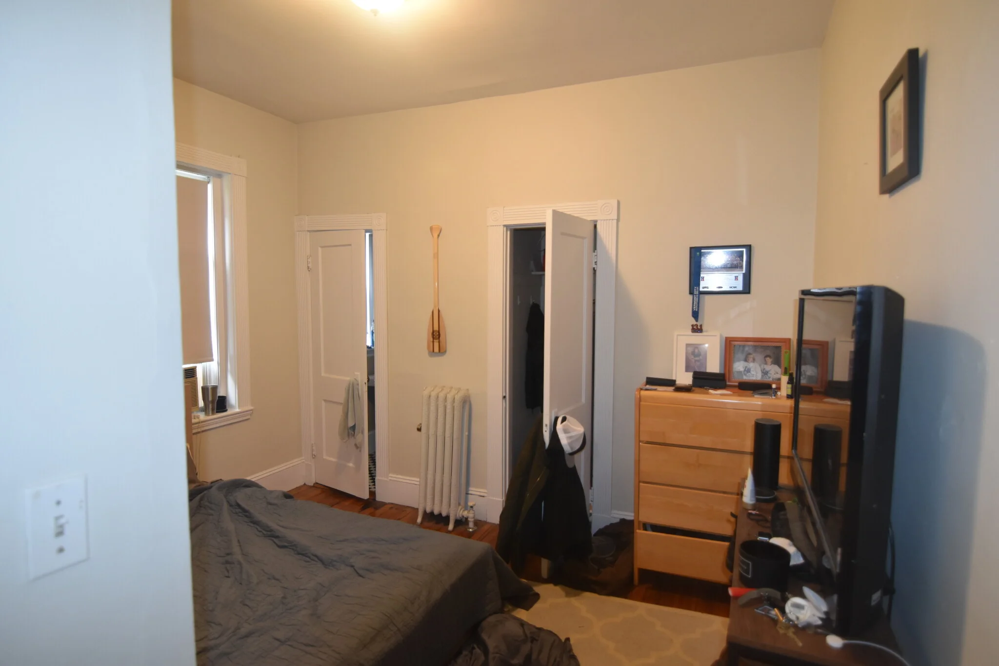 5 bed, 2 bath apartment for rent at 17 Englewood Ave Unit 1, Beaconsfield — photo 10 of 24