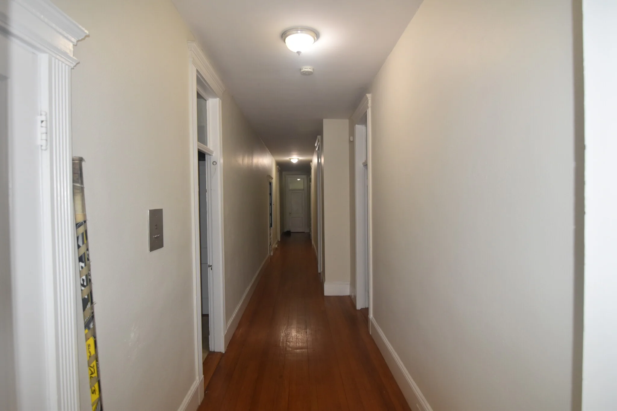 5 bed, 2 bath apartment for rent at 17 Englewood Ave Unit 1, Beaconsfield — photo 12 of 24