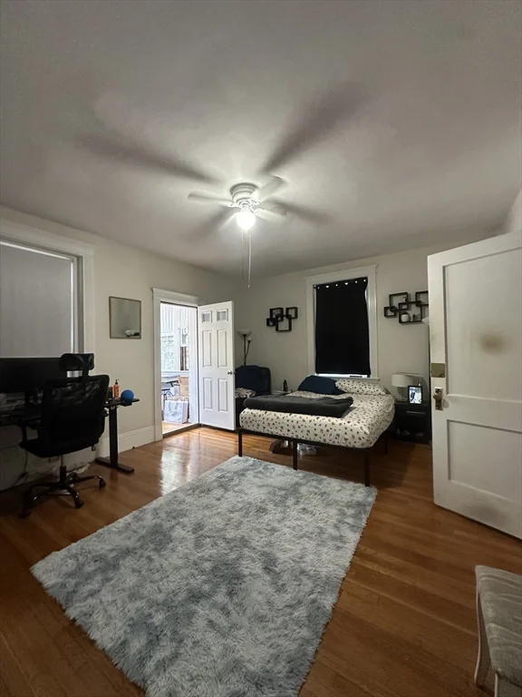 5 bed, 2 bath apartment for rent at 17 Englewood Unit 2, Salisbury Road - Corey Farm — photo 8 of 17