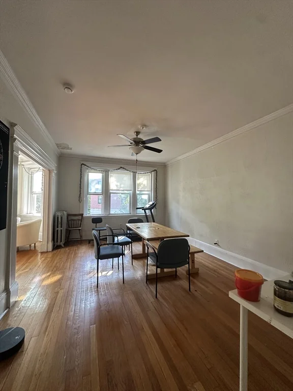 5 bed, 2 bath apartment for rent at 17 Englewood Unit 2, Salisbury Road - Corey Farm — photo 15 of 17