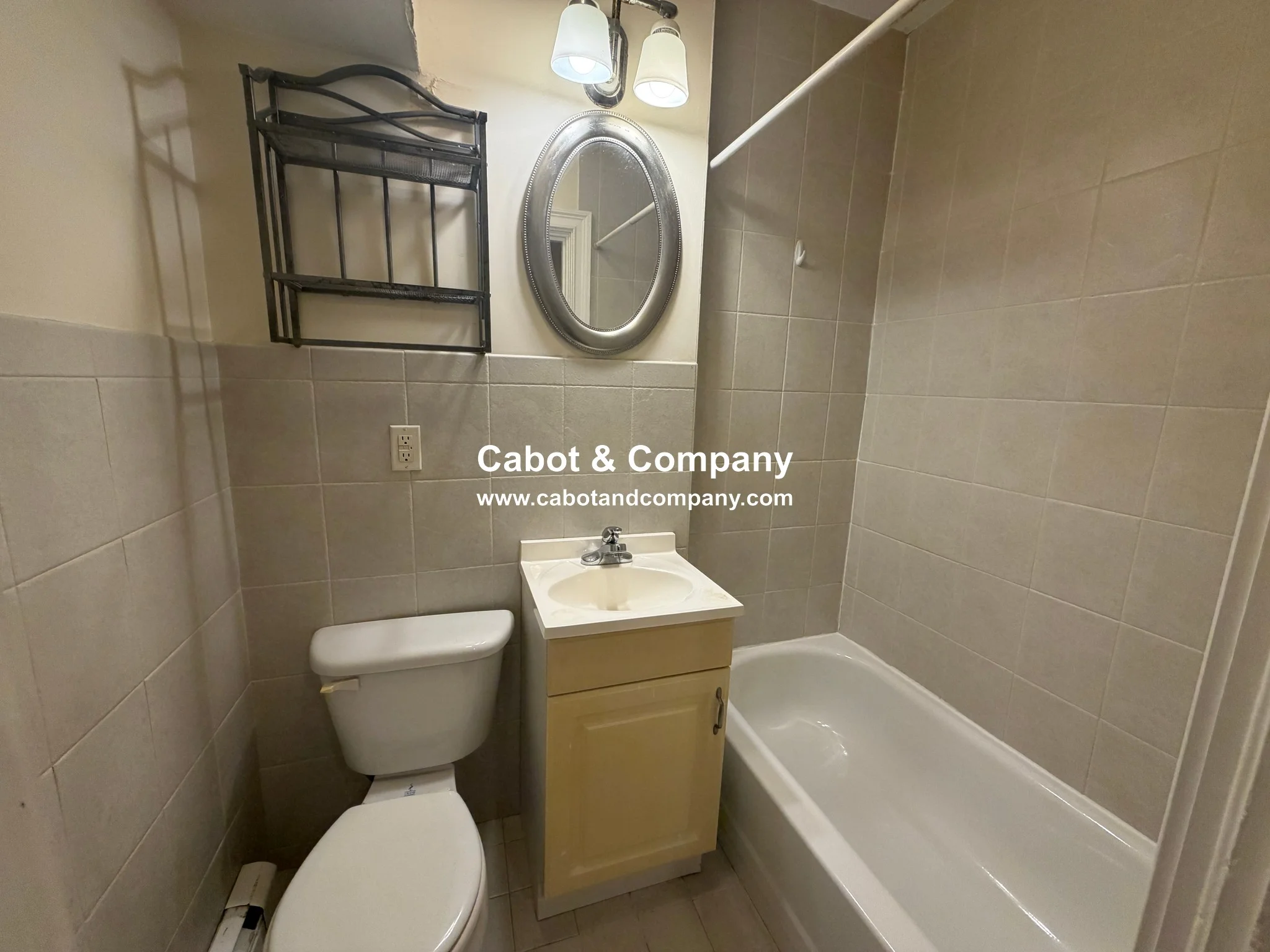 Studio bed, 1 bath apartment for rent at 17 Exeter St Unit 1, Back Bay — photo 5 of 5