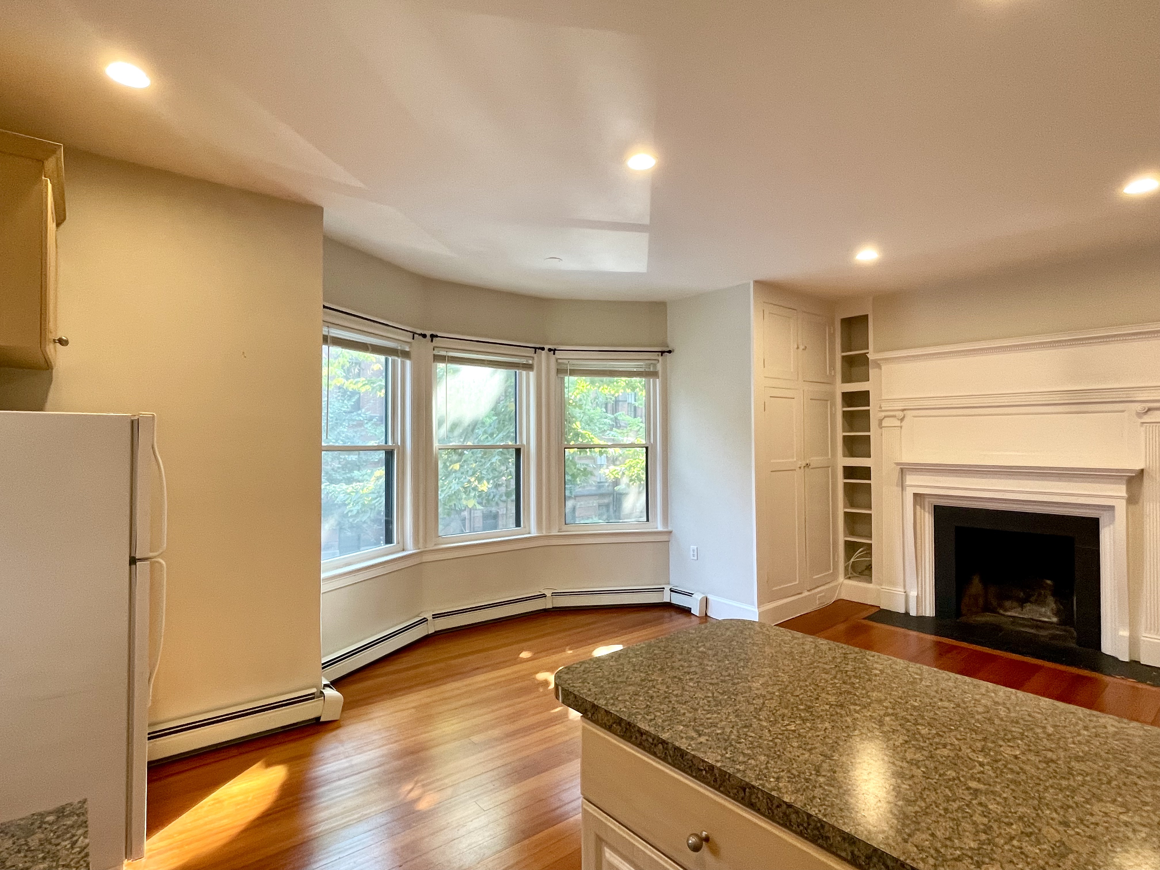 1 bed, 1 bath apartment for rent at 17 Exeter St Unit 2, Back Bay — photo 3 of 9