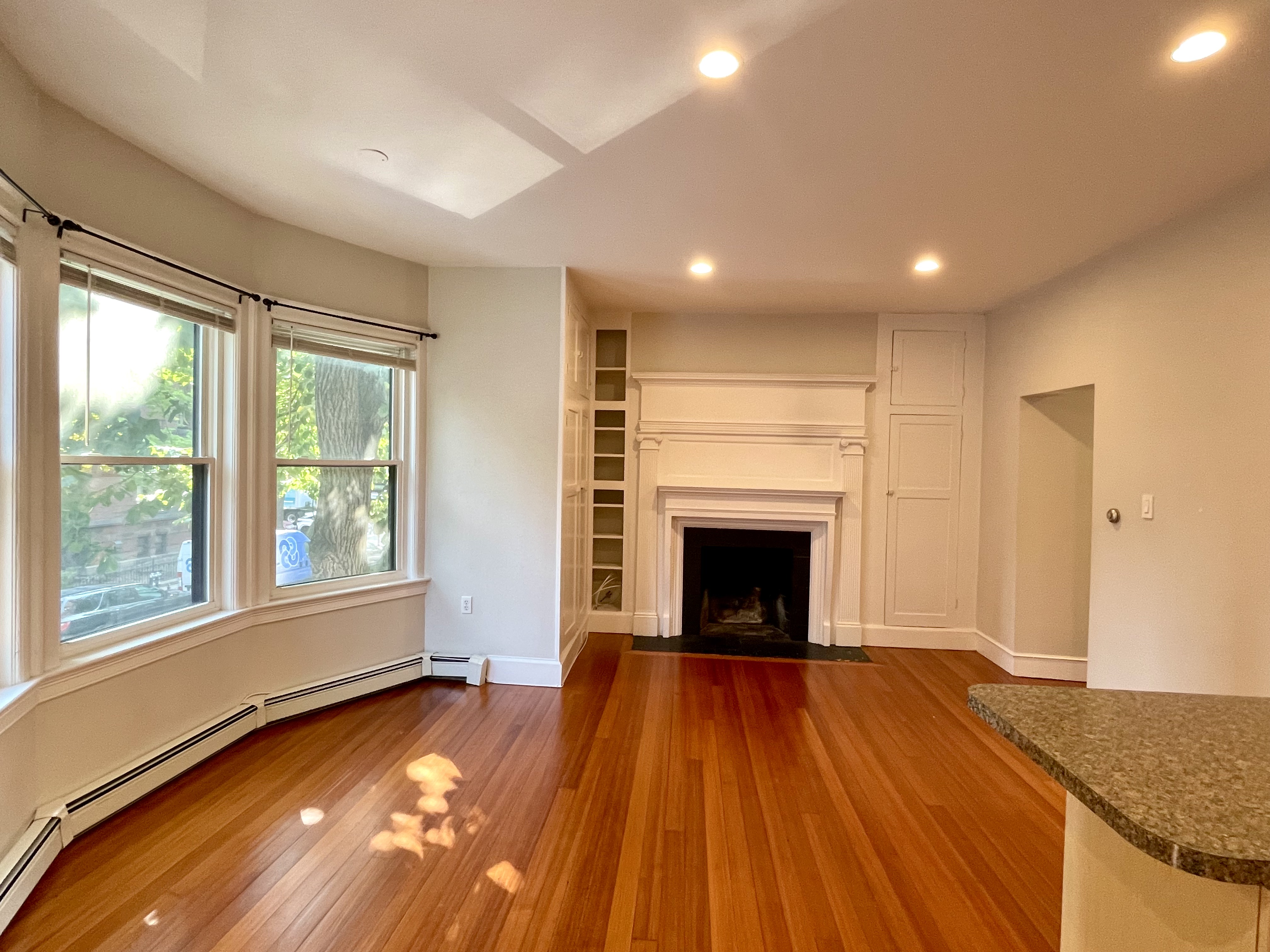 1 bed, 1 bath apartment for rent at 17 Exeter St Unit 2, Back Bay — photo 4 of 9