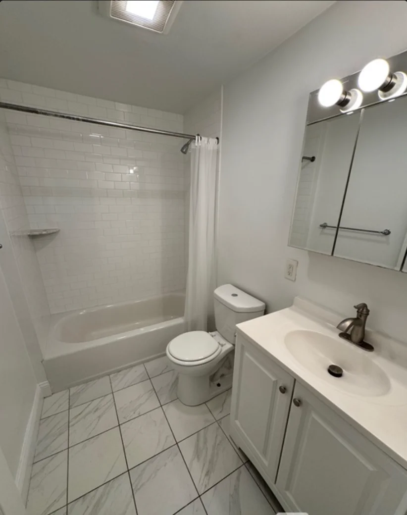 1 bed, 1 bath apartment for rent at 17 Fairbanks St Unit 1, Coolidge Corner — photo 2 of 2