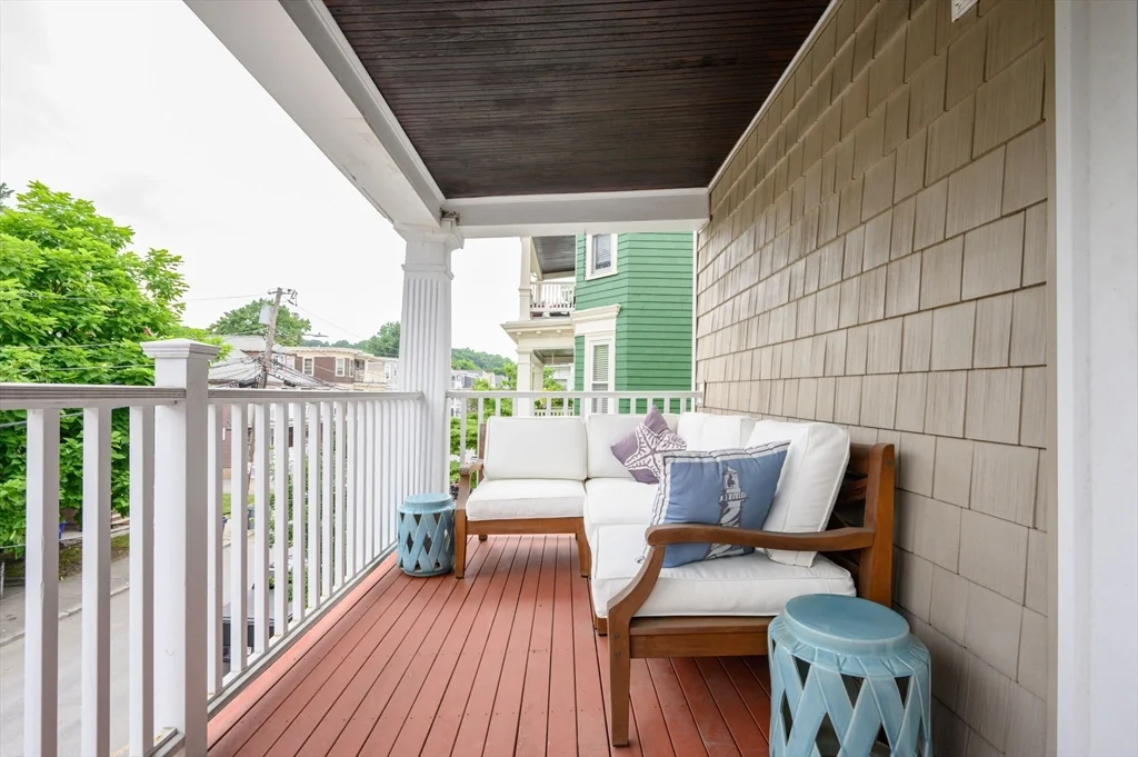 2 bed, 2 bath apartment for rent at 17 Fairbanks St Unit 2, Oak Square — photo 20 of 23