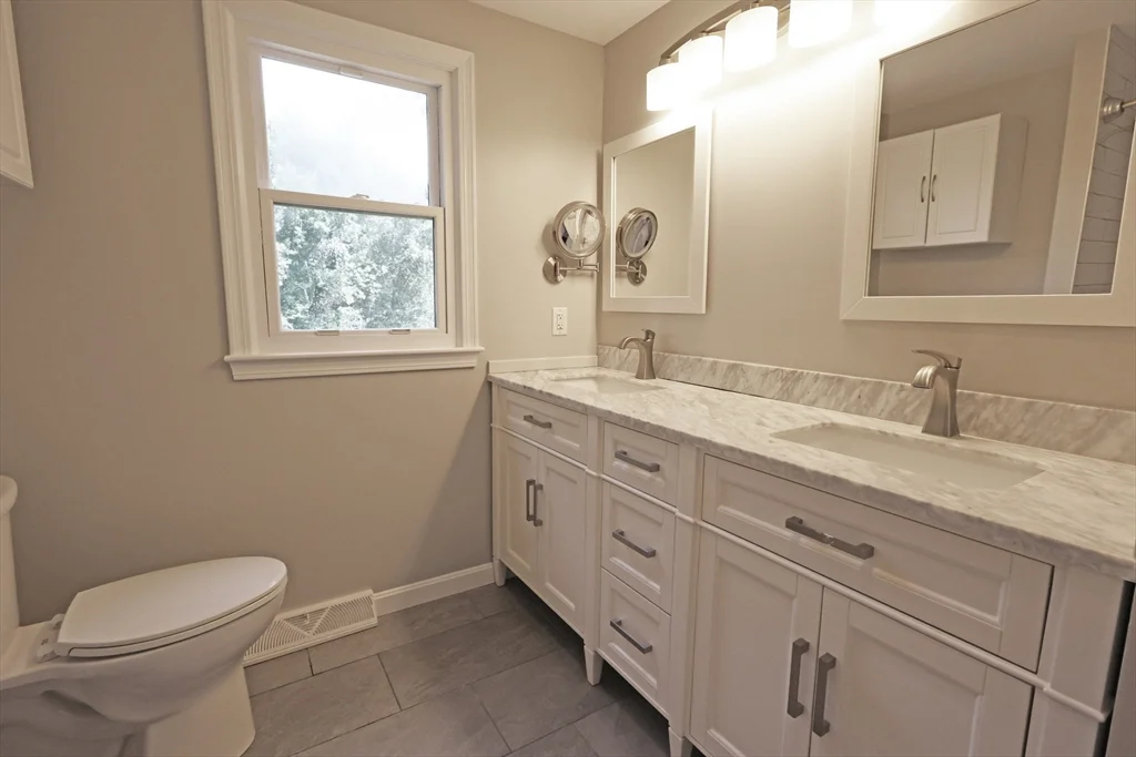 4 bed, 2 bath apartment for rent at 17 Fairview Dr, Westford — photo 13 of 21
