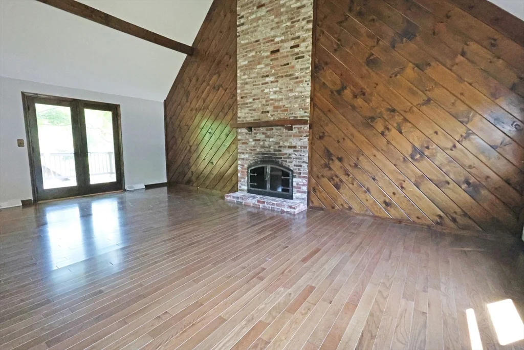 4 bed, 2 bath apartment for rent at 17 Fairview Dr, Westford — photo 9 of 21