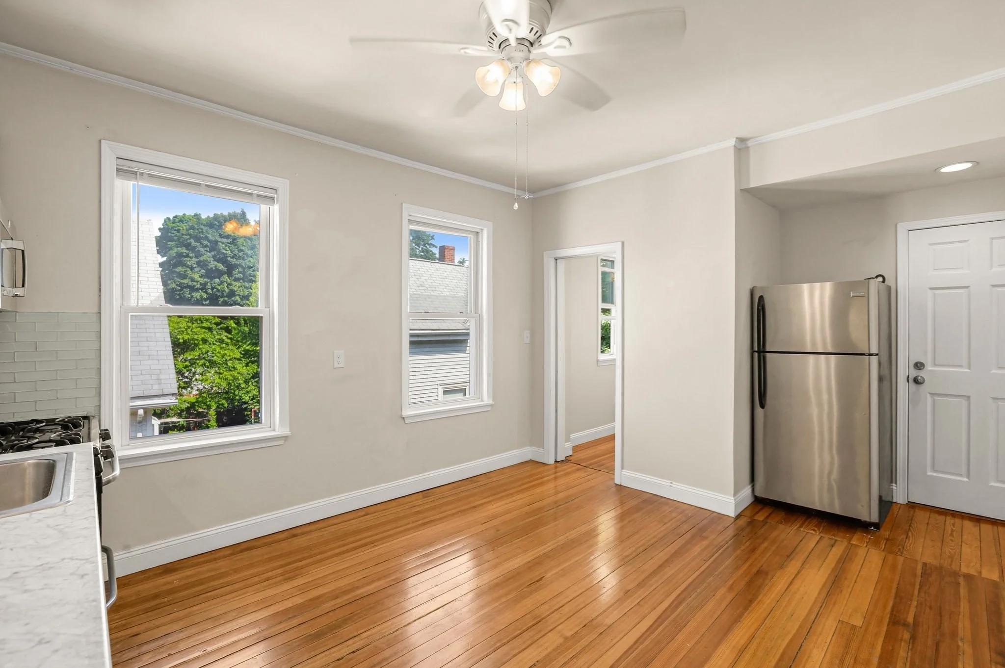 4 bed, 1 bath apartment for rent at 17 Farquhar Unit 3, Roslindale — photo 16 of 41