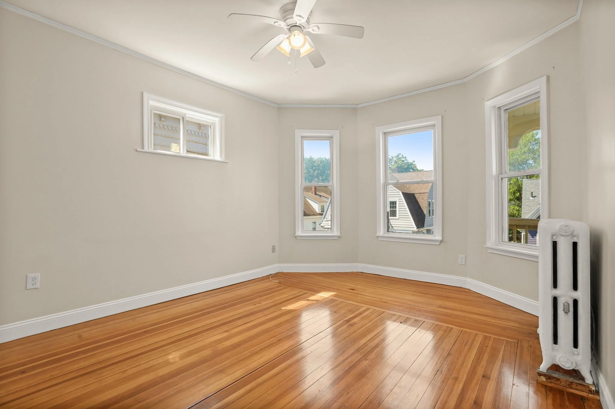 4 bed, 1 bath apartment for rent at 17 Farquhar Unit 3, Roslindale — photo 6 of 41