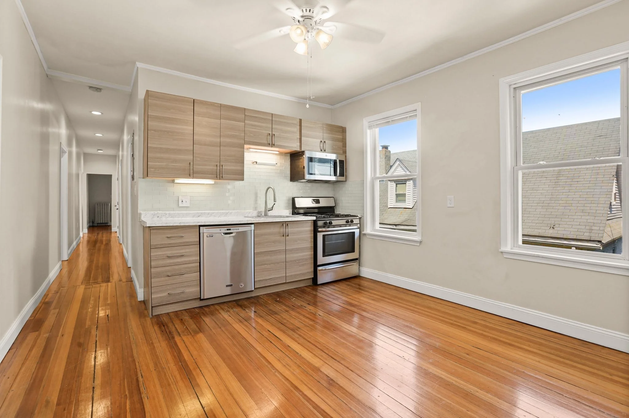 4 bed, 1 bath apartment for rent at 17 Farquhar Unit 3, Roslindale — photo 12 of 41