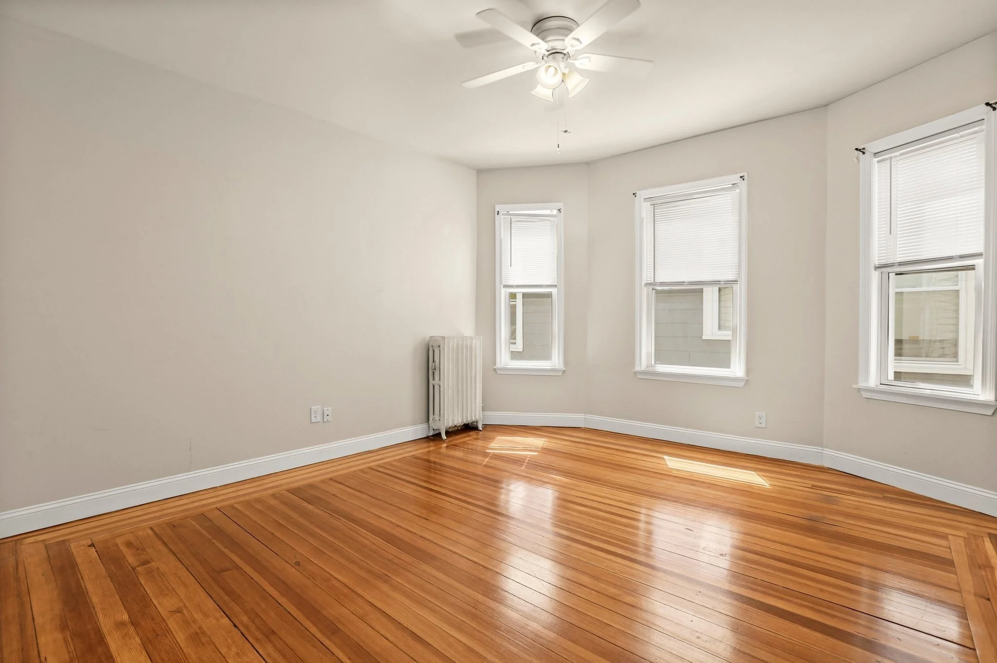 4 bed, 1 bath apartment for rent at 17 Farquhar Unit 3, Roslindale — photo 26 of 41