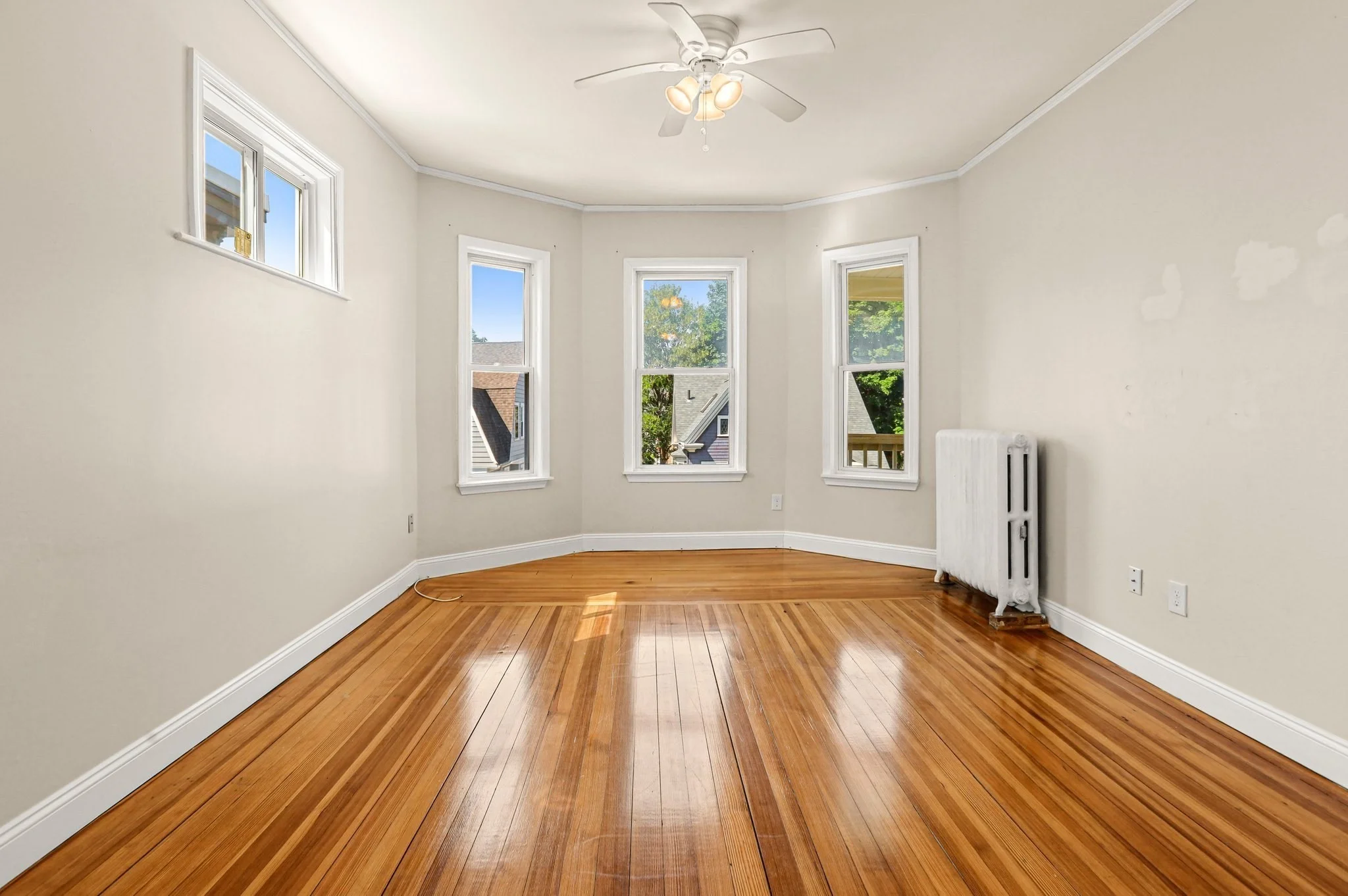 4 bed, 1 bath apartment for rent at 17 Farquhar Unit 3, Roslindale — photo 3 of 41