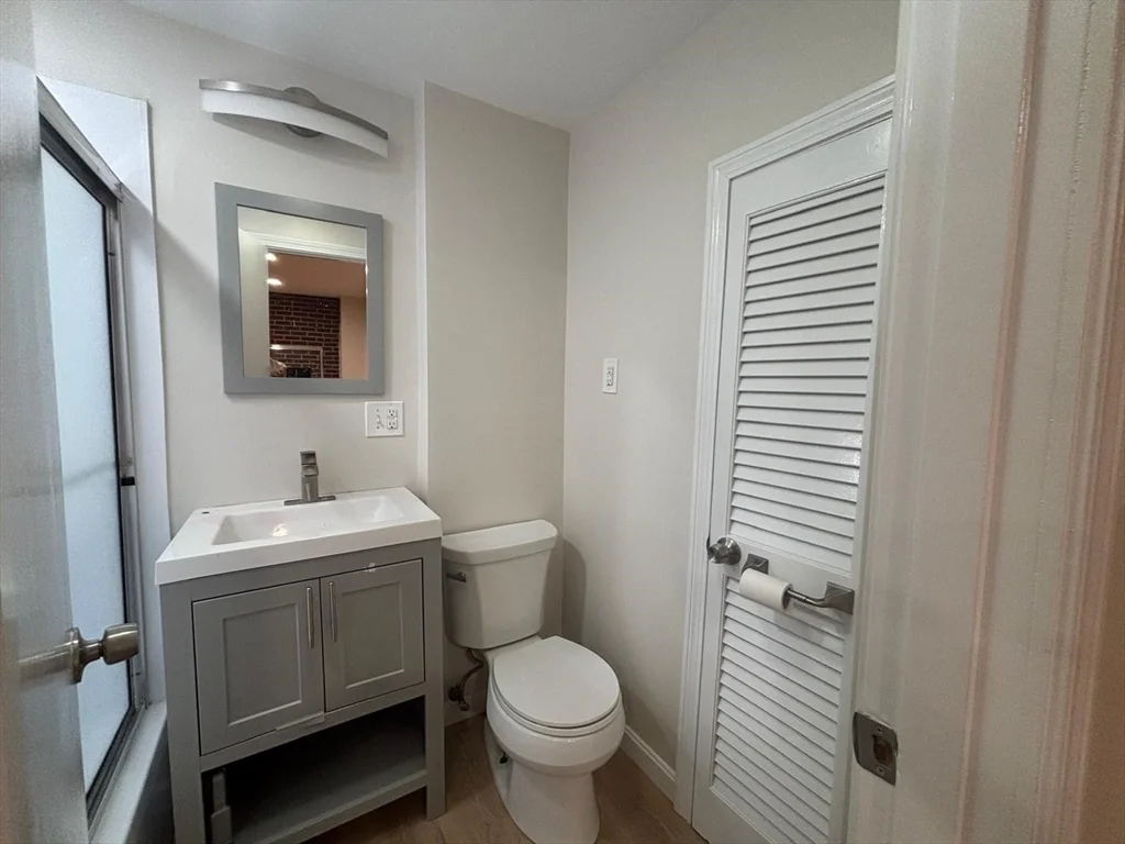 1 bed, 1 bath apartment for rent at 17 Fleet St Unit 1, North End — photo 7 of 7