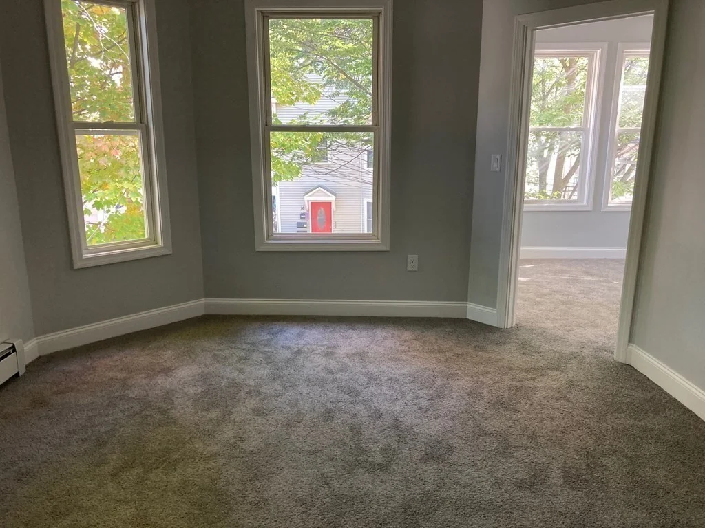 3 bed, 1 bath apartment for rent at 17 Ford St Unit 2, Zip 01832 — photo 9 of 12