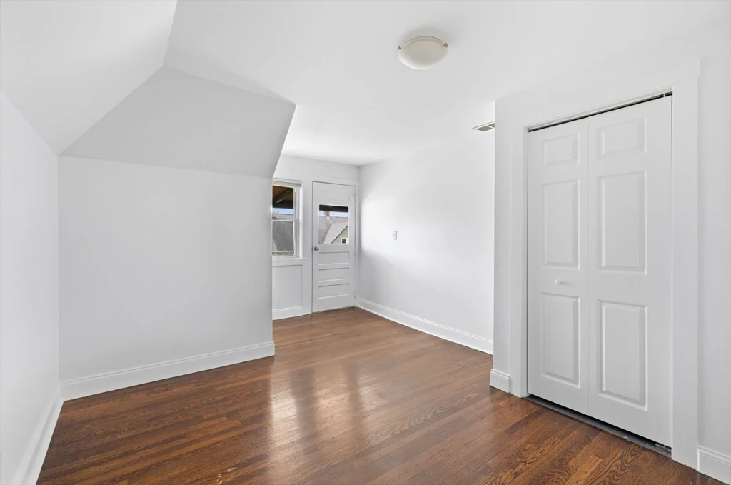 2 bed, 1 bath apartment for rent at 17 Forest Ave Unit 3, Salem — photo 14 of 25