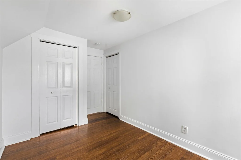 2 bed, 1 bath apartment for rent at 17 Forest Ave Unit 3, Salem — photo 15 of 25