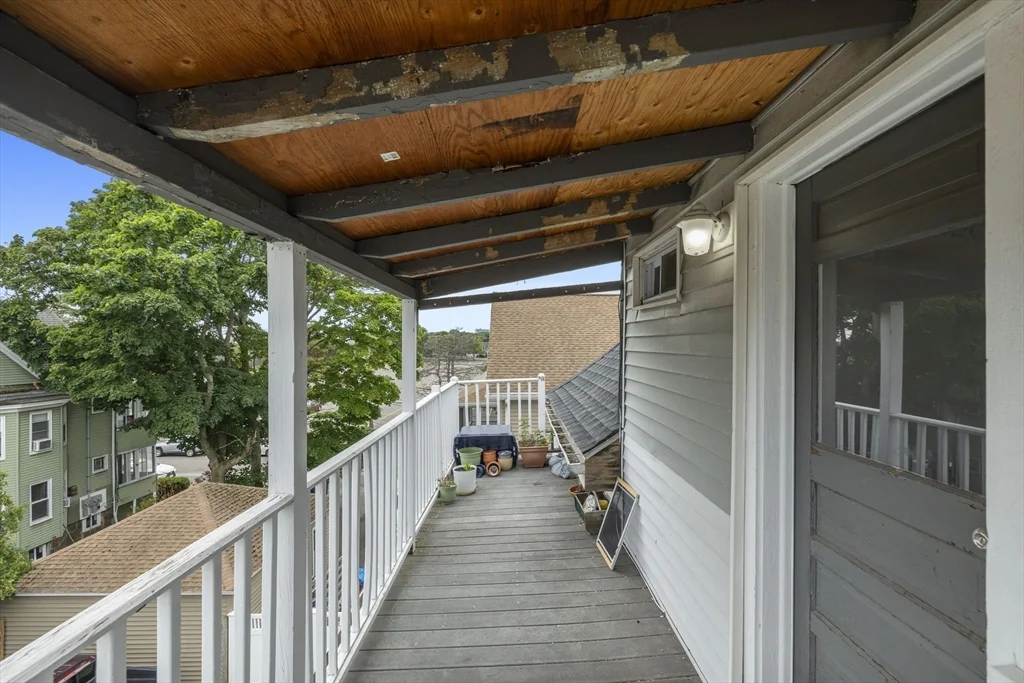 2 bed, 1 bath apartment for rent at 17 Forest Ave Unit 3, Salem — photo 20 of 25