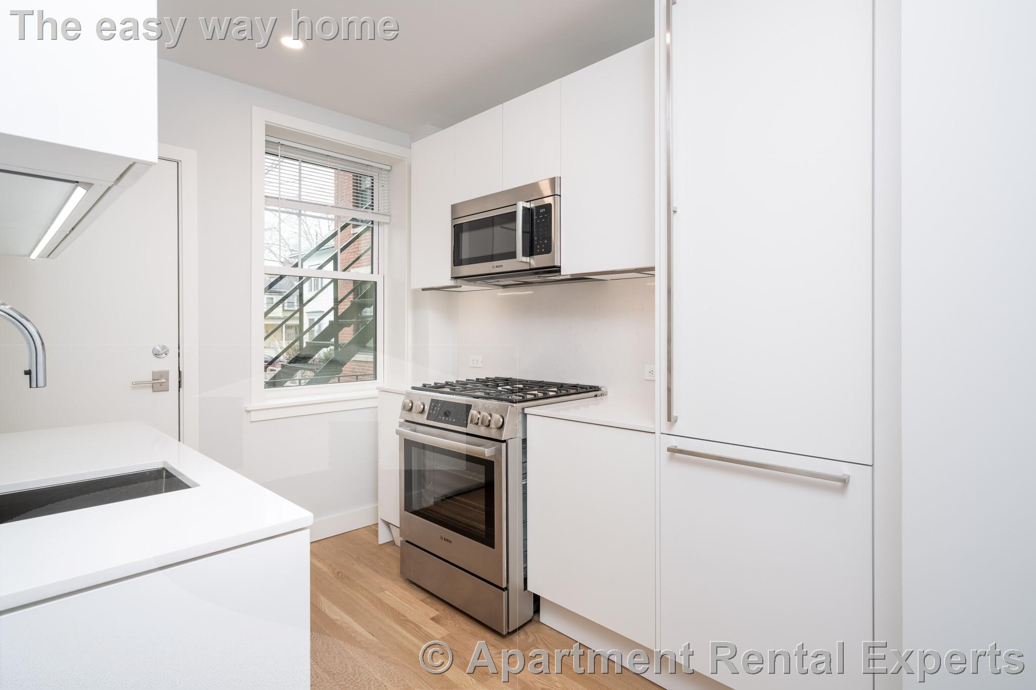 1 bed, 1 bath apartment for rent at 17 Forest St Unit 1, Porter Square — photo 2 of 7