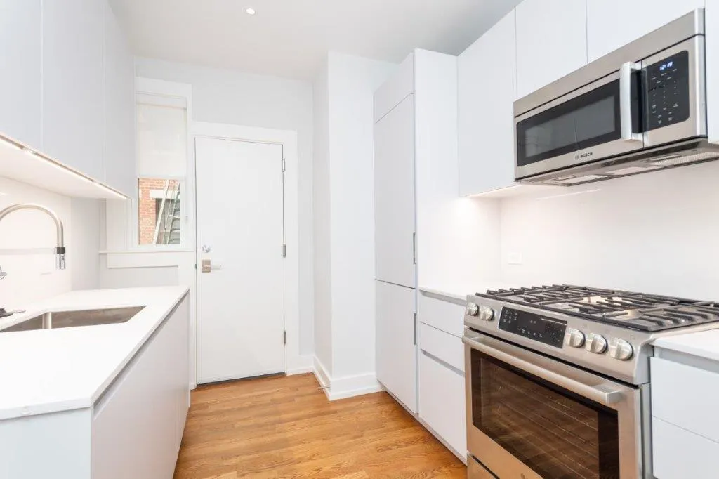 1 bed, 1 bath apartment for rent at 17 Forest St Unit 23, Baldwin — photo 2 of 11