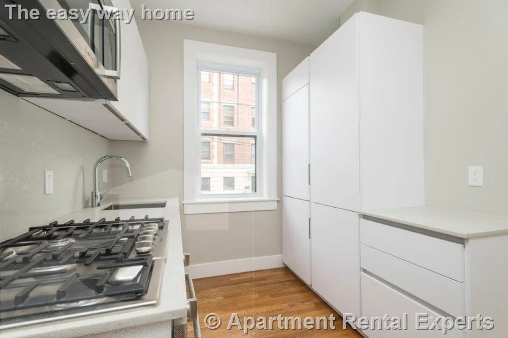 1 bed, 1 bath apartment for rent at 17 Forest St Unit 4, Porter Square — photo 1 of 7