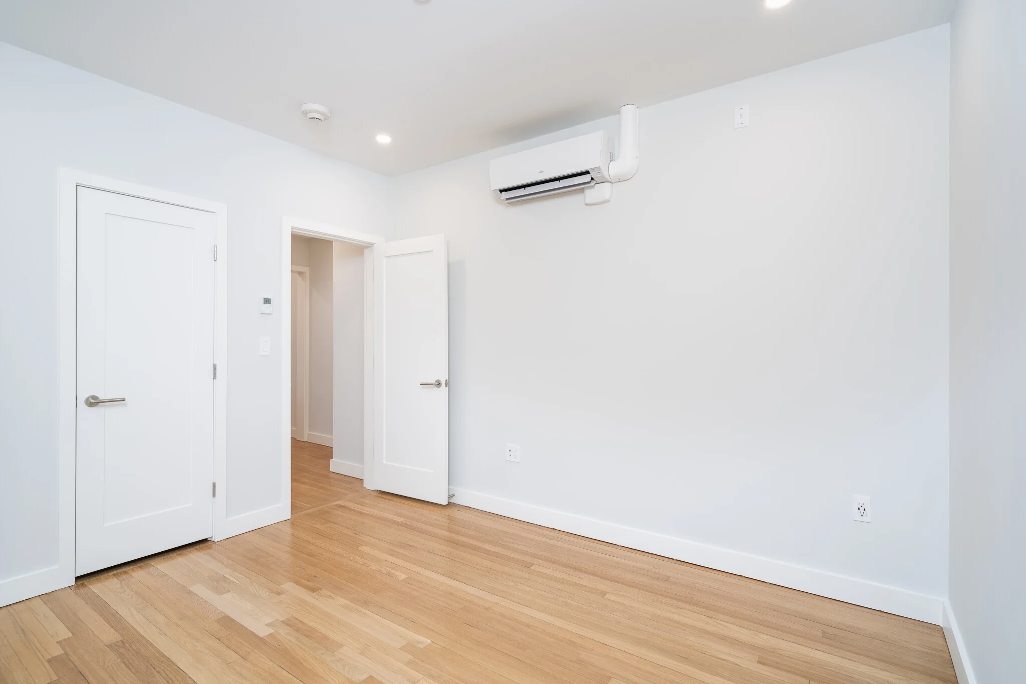 1 bed, 1 bath apartment for rent at 17 Forest St Unit 422, Baldwin — photo 7 of 10