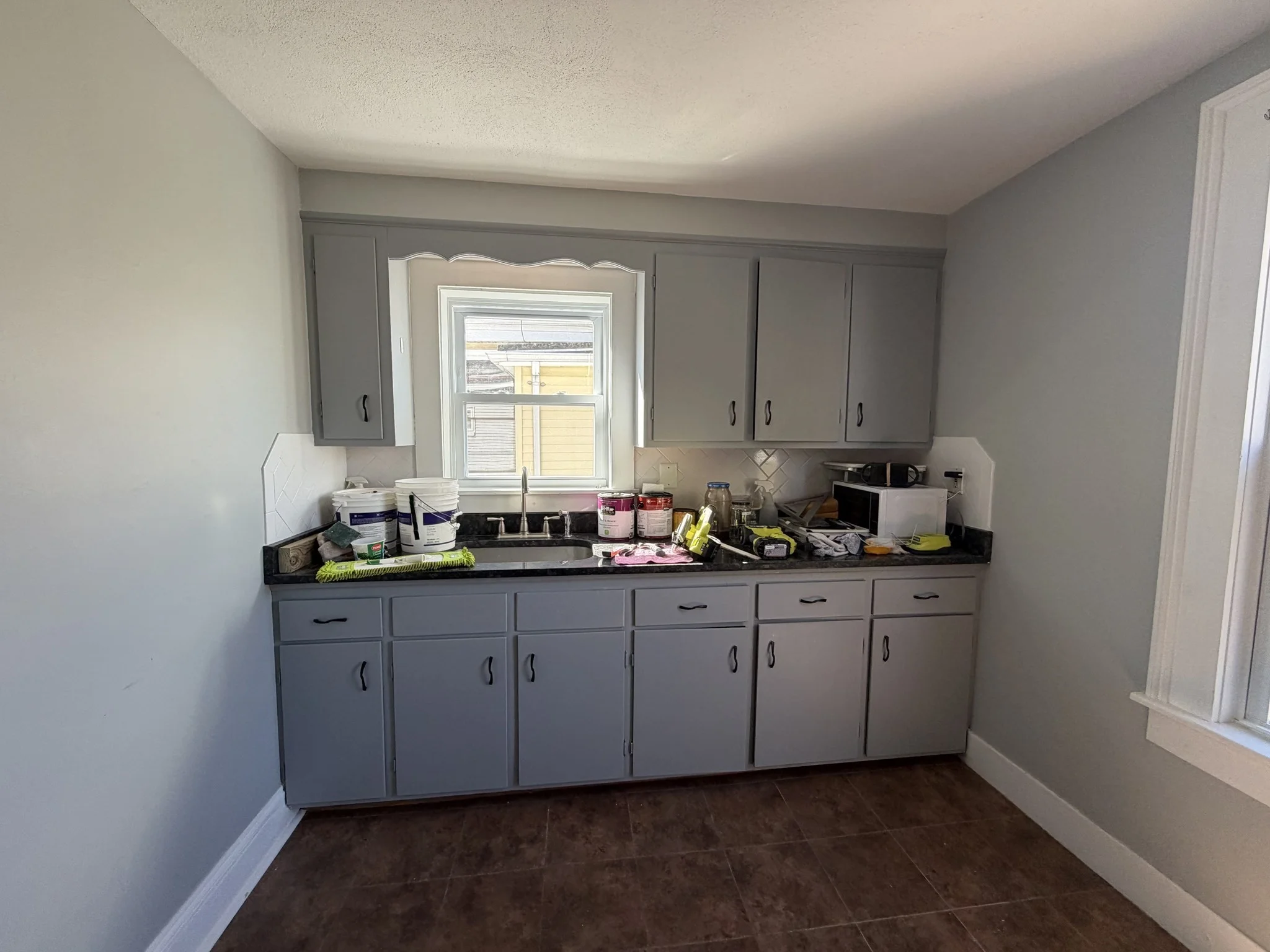 2 bed, 1 bath apartment for rent at 17 Foster Unit 2, Salem — photo 2 of 8