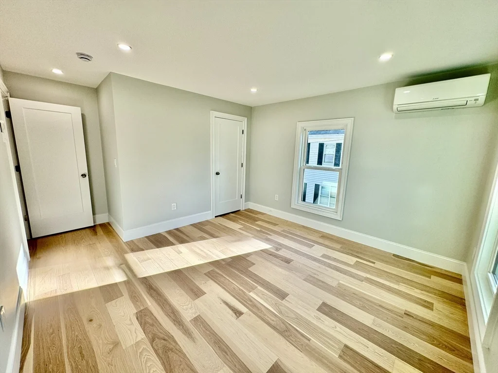 2 bed, 1 bath apartment for rent at 17 Fremont St Unit 2, Downtown — photo 13 of 17