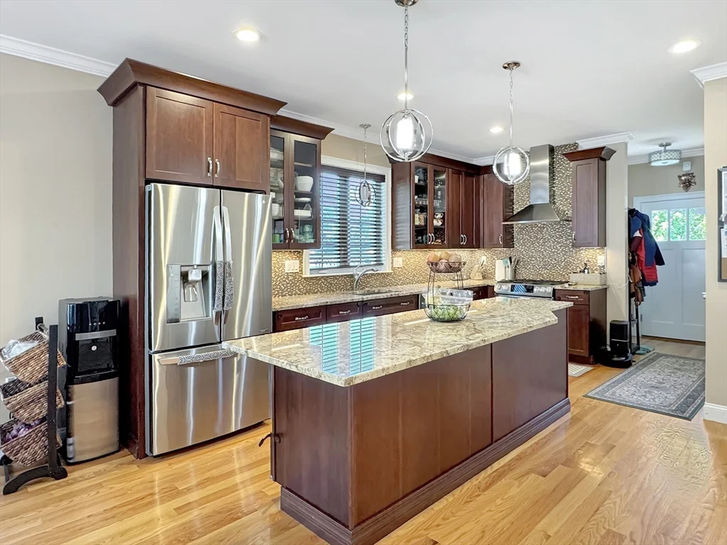 3 bed, 3 bath apartment for rent at 17 Garvey Rd Unit 17, Woburn — photo 2 of 17