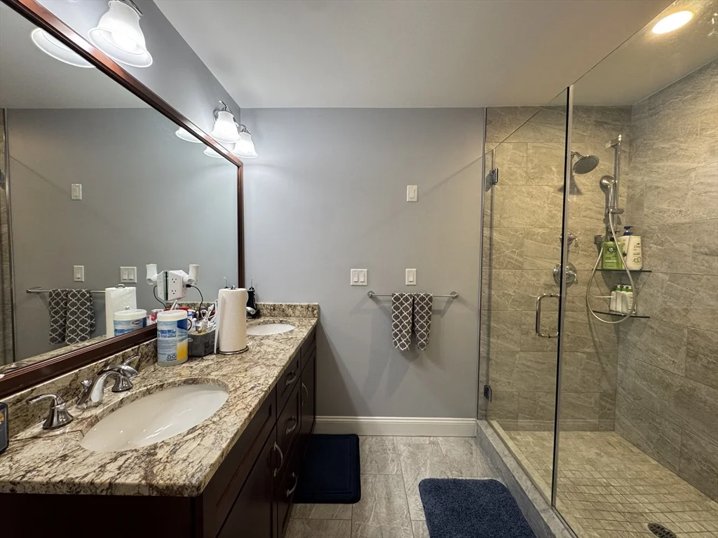 3 bed, 3 bath apartment for rent at 17 Garvey Rd Unit 17, Woburn — photo 15 of 17