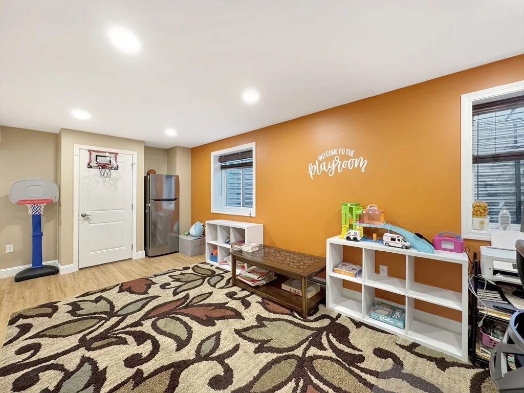 3 bed, 3 bath apartment for rent at 17 Garvey Rd Unit 17, Woburn — photo 6 of 17