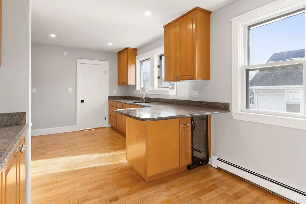 4 bed, 2 bath apartment for rent at 17 George St Unit 17, Watertown — photo 5 of 21